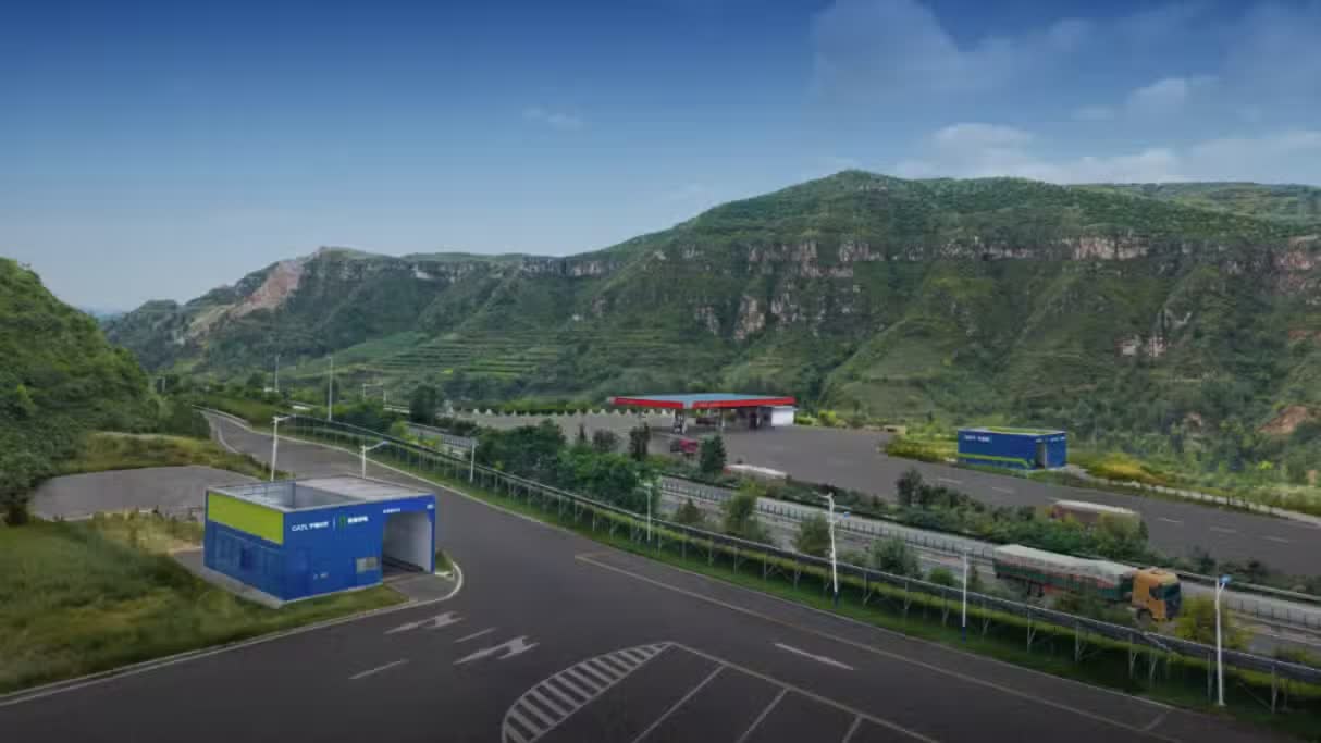 CATL Gandeng STO Express untuk Elektrifikasi Armada Distribusi