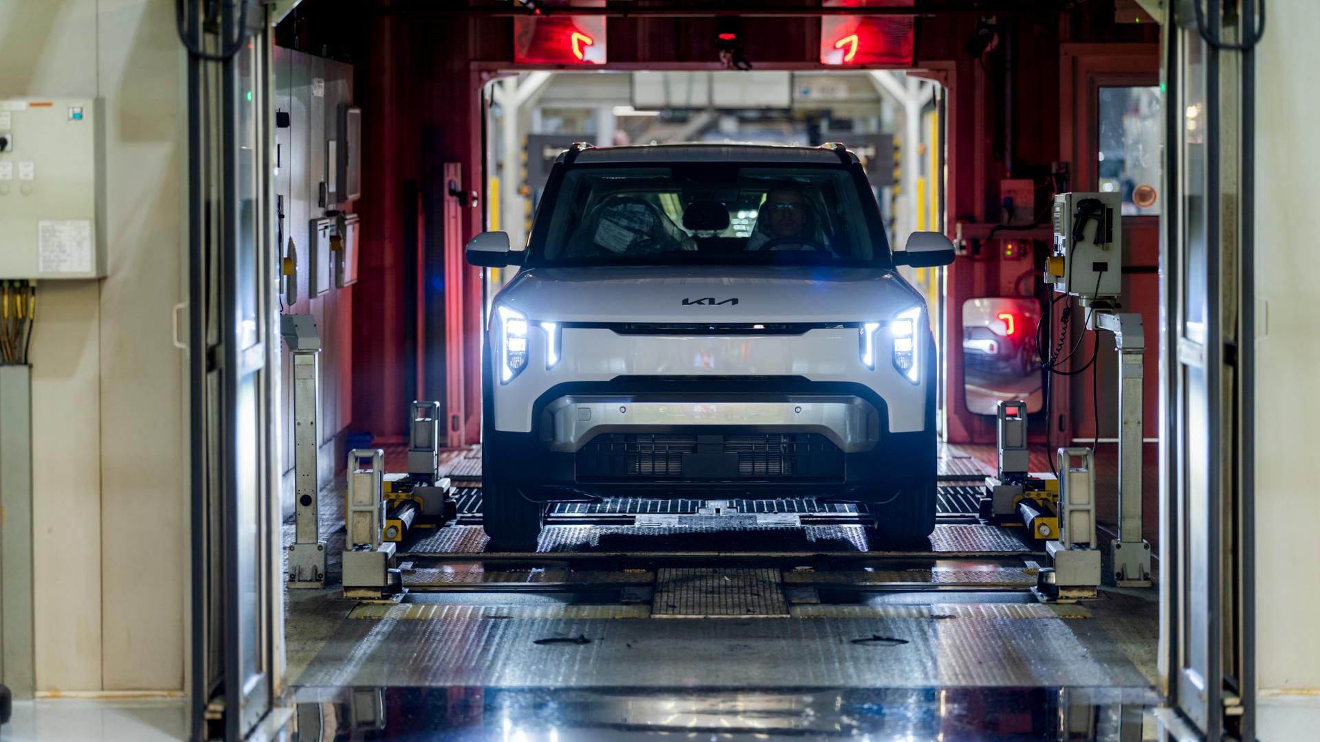 Kia Mulai Produksi EV2 di Slovakia, Dorong EV Terjangkau untuk Eropa