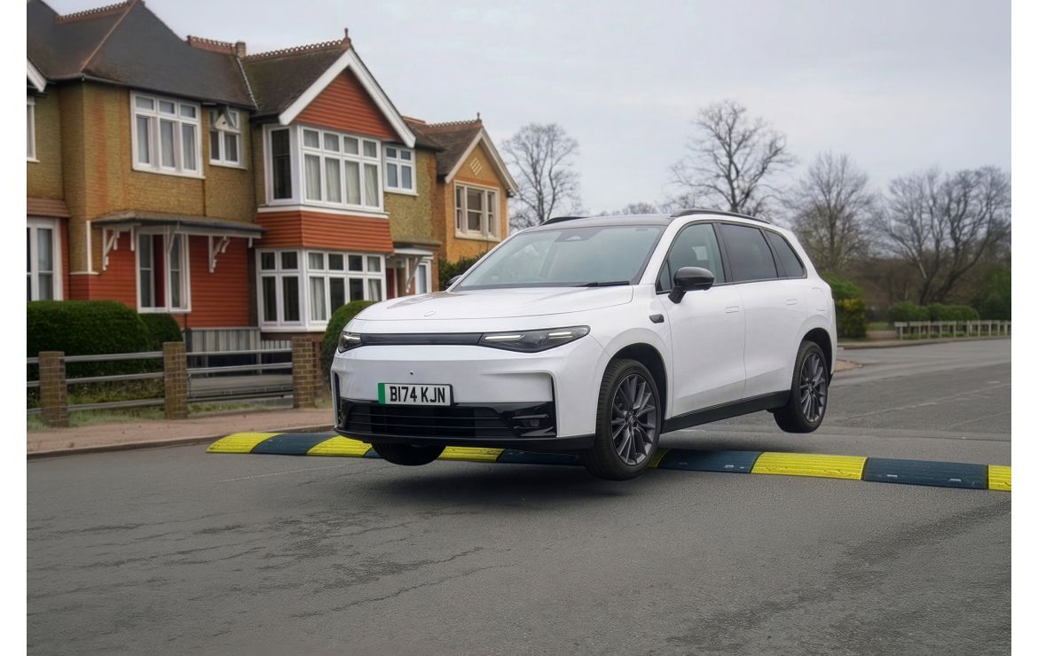 Leapmotor Kenalkan Leap Mode di C10, Suspensi Bisa Atasi Polisi Tidur Lebih Halus